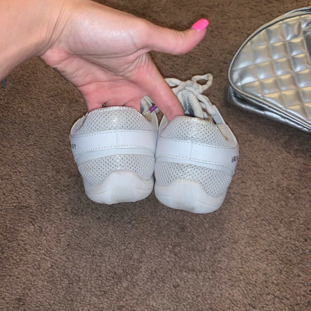 Cheer Shoes - Picture 3 of 5